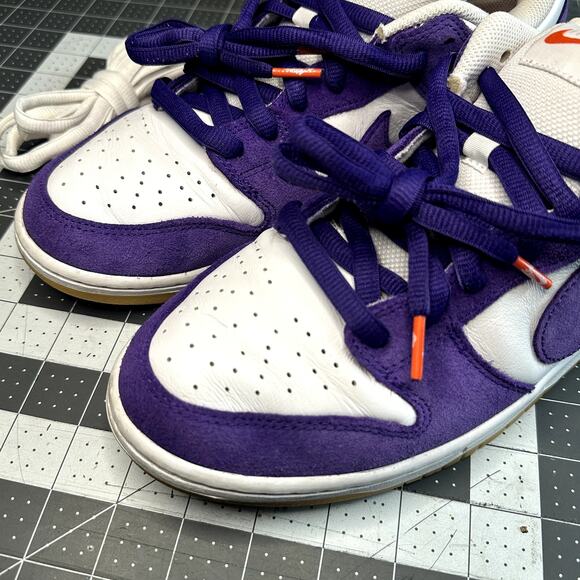 Nike SB Dunk Low 'Court Purple' - Picture 4 of 8